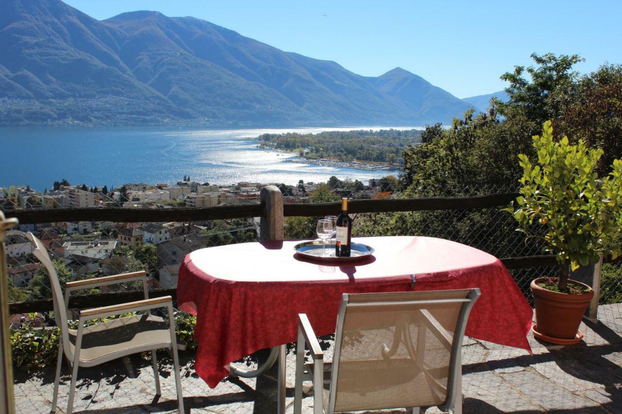Casa Vista Lago Appartement Minusio Buitenkant foto